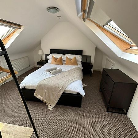 Central & Cozy 3Br Apt - High Chair - Free Parking Λονδίνο Εξωτερικό φωτογραφία